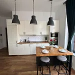 Luxury Loft Tymienieckiego Street Łódź