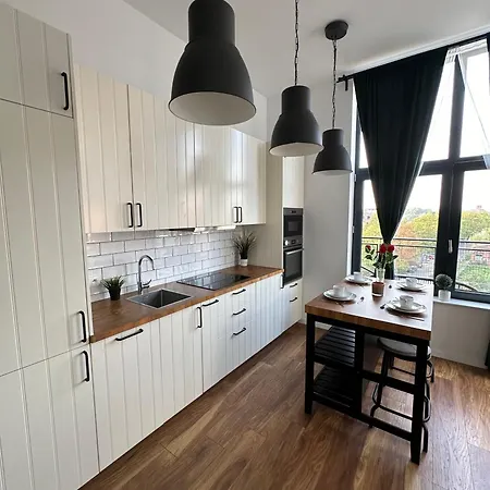 Apartment Luxury Loft Tymienieckiego Street Lodz (Lodz)