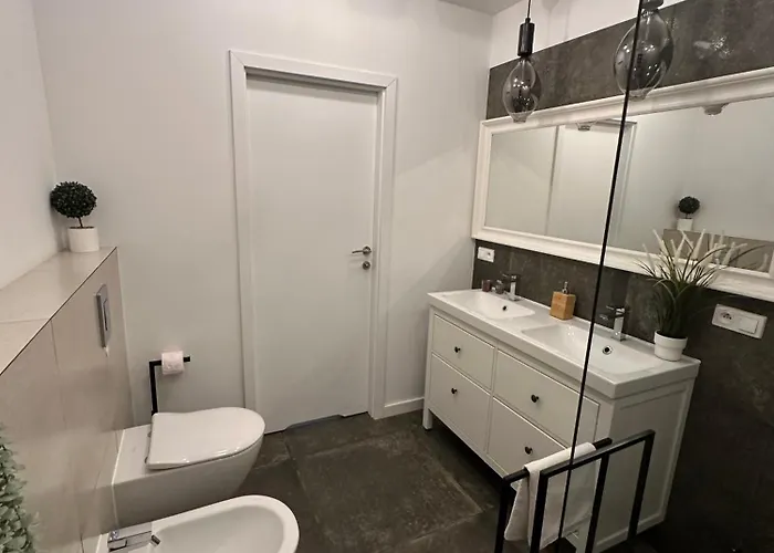 Daire Luxury Loft Tymienieckiego Street *